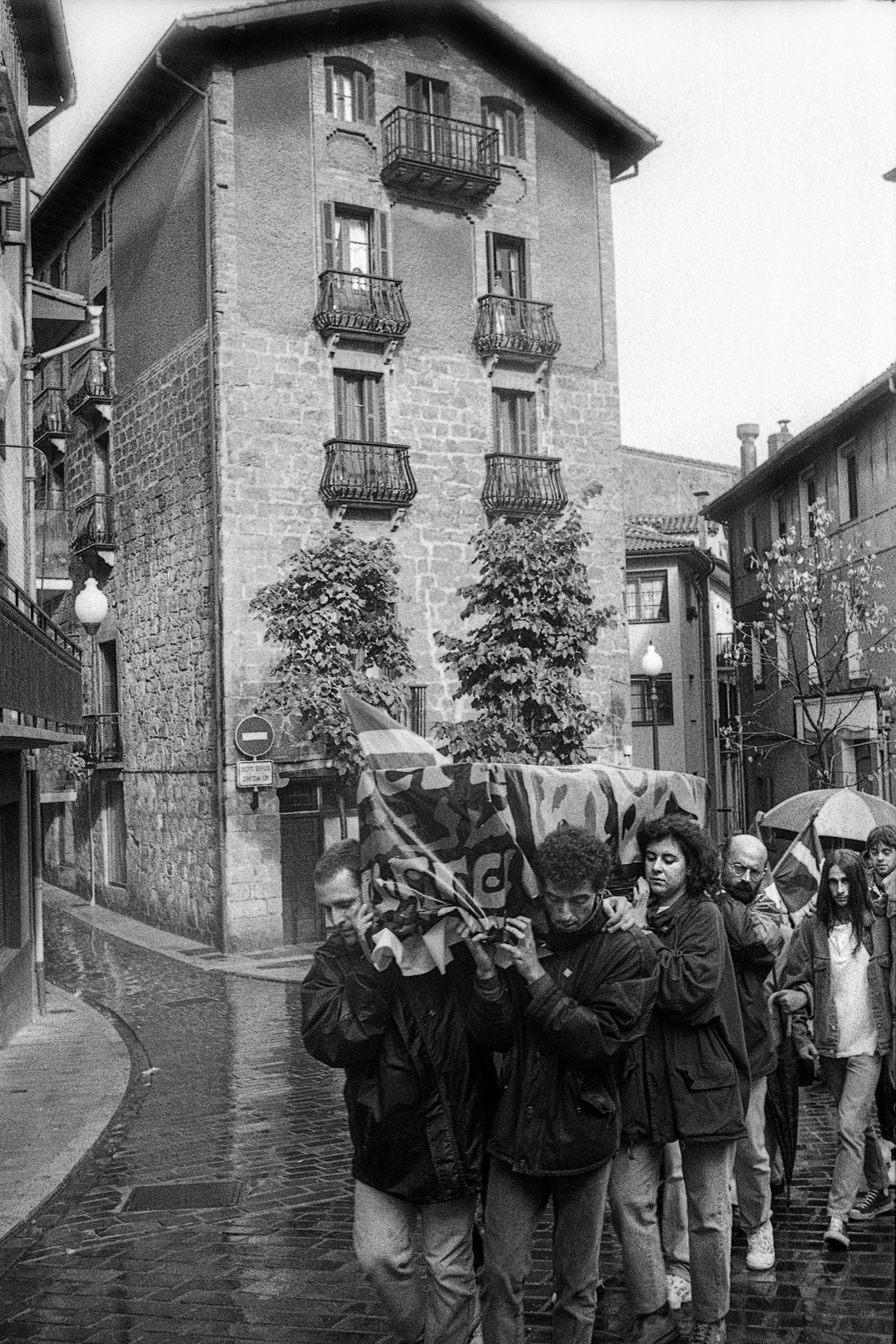 Trimestral 70 Hemendik Hurbil. Cerca de aquí. - 9